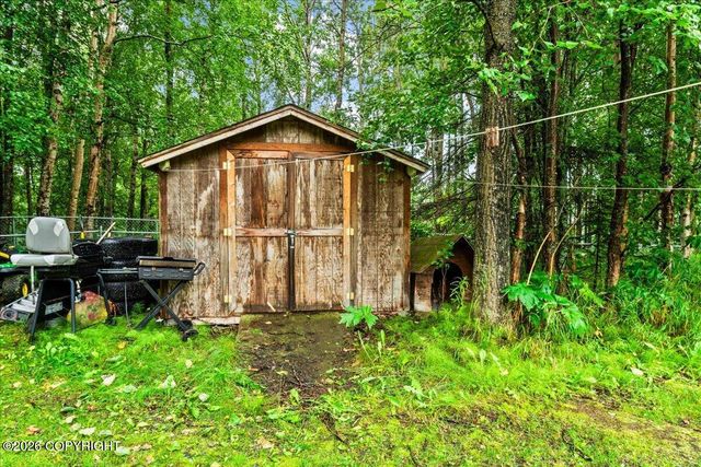 15600 E Rockyridge Circle, Palmer, AK 99645