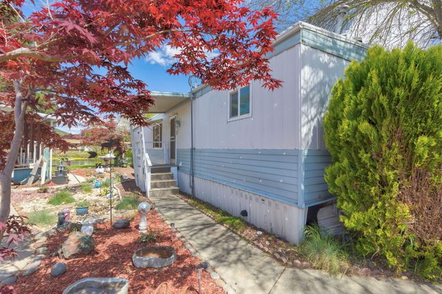 311 Bandy Way, Grants Pass, OR 97526