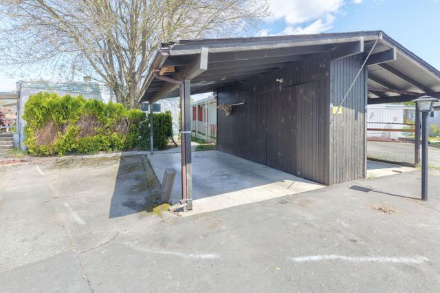 311 Bandy Way, Grants Pass, OR 97526