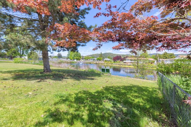 311 Bandy Way, Grants Pass, OR 97526