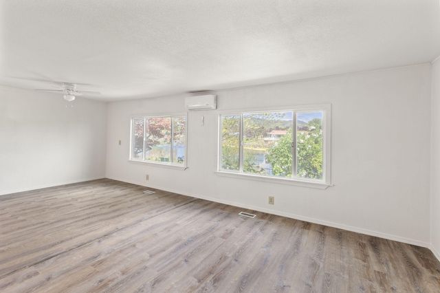 311 Bandy Way, Grants Pass, OR 97526