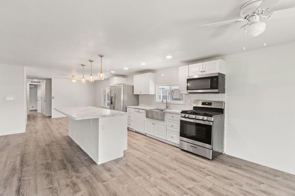 311 Bandy Way, Grants Pass, OR 97526