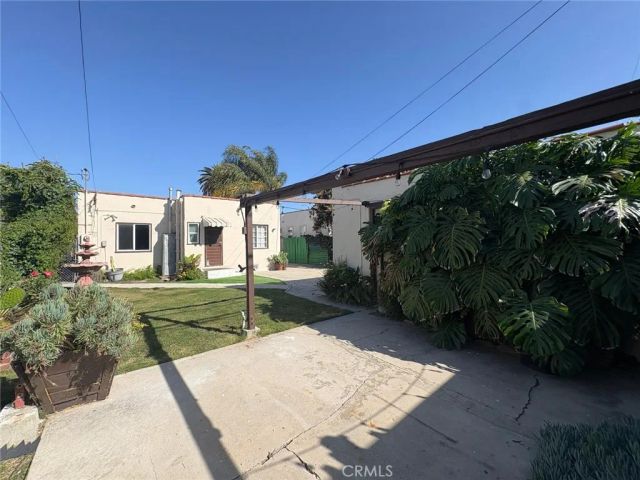 2207 S Cochran, Los Angeles, CA 90016