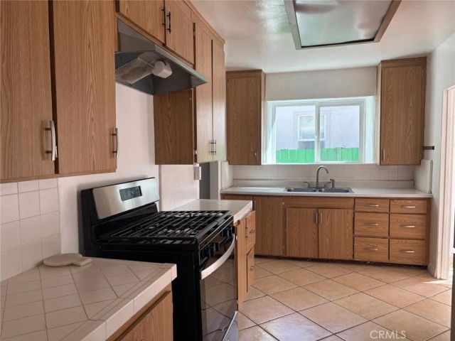 2207 S Cochran, Los Angeles, CA 90016