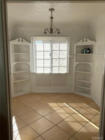 2207 S Cochran, Los Angeles, CA 90016