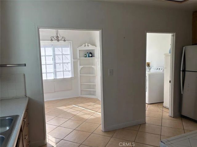 2207 S Cochran, Los Angeles, CA 90016