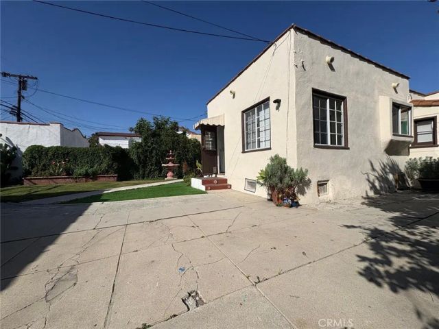 2207 S Cochran, Los Angeles, CA 90016