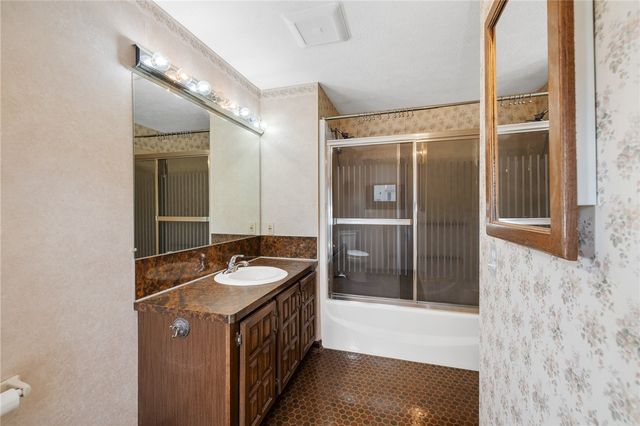159 Applegrove Drive, Greece, NY 14612