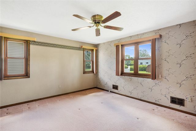 159 Applegrove Drive, Greece, NY 14612