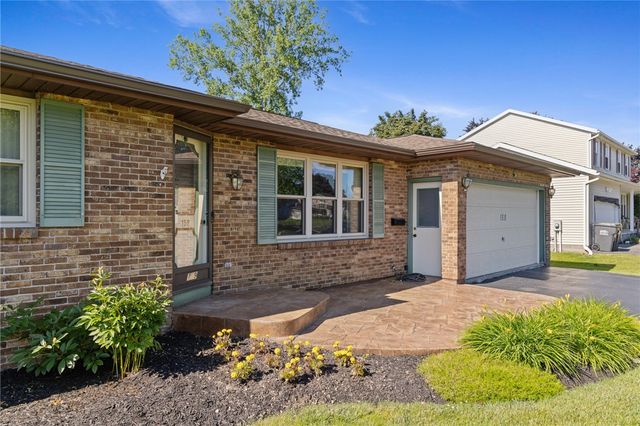 159 Applegrove Drive, Greece, NY 14612