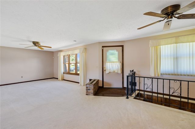 159 Applegrove Drive, Greece, NY 14612