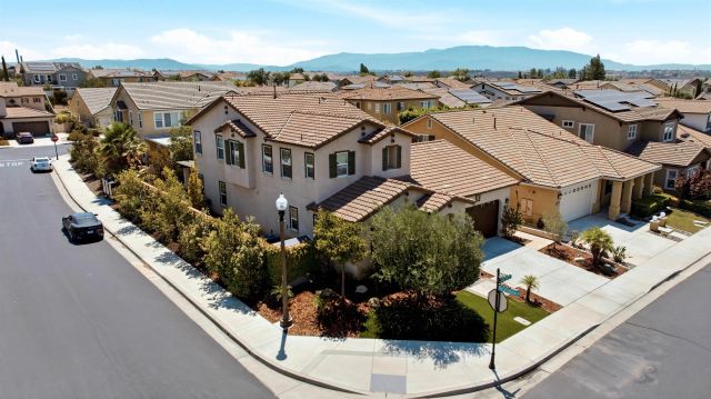 39096 Clear Creek Ln, Temecula, CA 92591