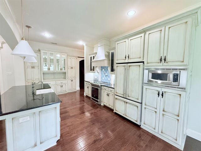 2238 Thornwood, Tyler, TX 75703