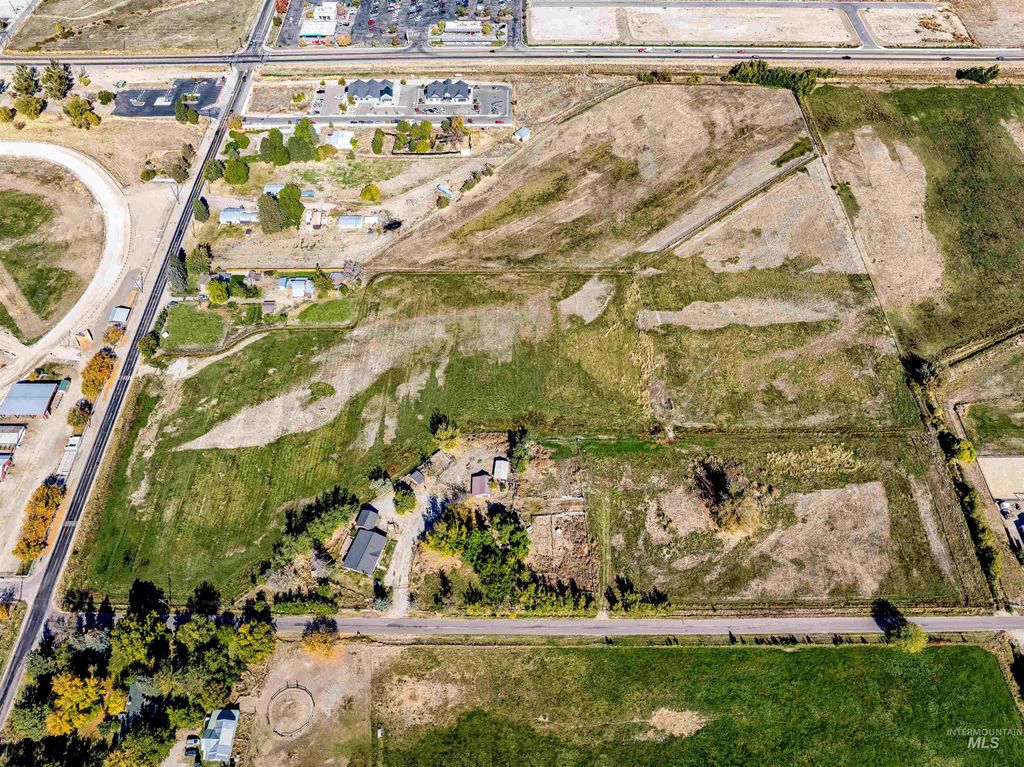 630 Cherry Ln, Emmett, ID 83617 photo 2