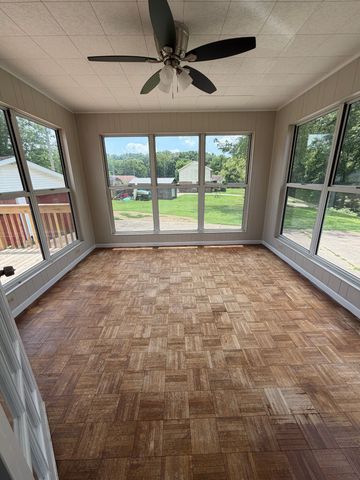 3252 Marthas Chapel Rd, Cunningham, TN 37052