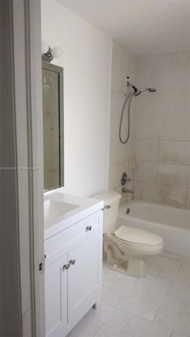 8382 SW 152nd Ave 12-4, Miami, FL 33193