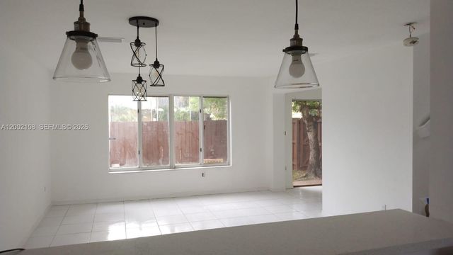 8382 SW 152nd Ave 12-4, Miami, FL 33193