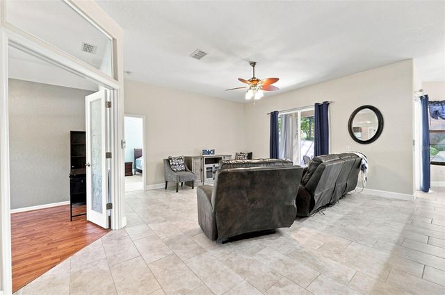 25 SANDERS CIRCLE, Homosassa, FL 34446