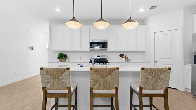 1751 Stargrass Lane, Alvin, TX 77511