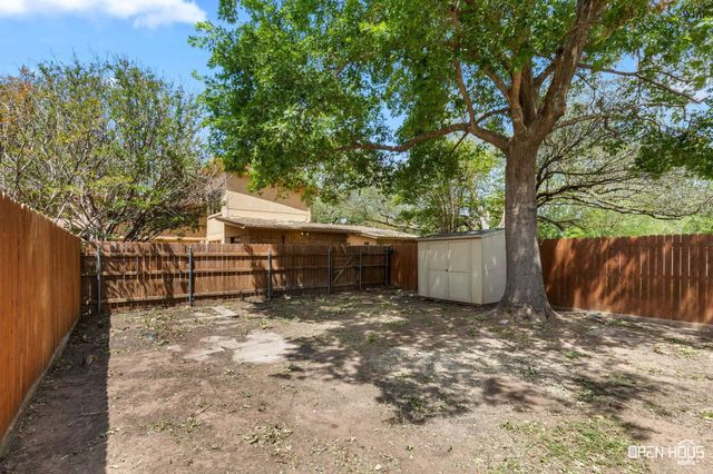 418 PARK STREET, Burkburnett, TX 76354
