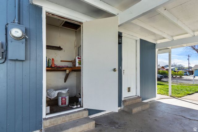 726 E CANFIELD DR, Ogden, UT 84404