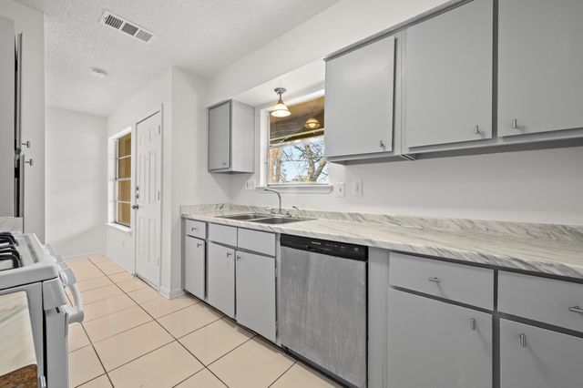 7105 Cannonleague DR, Austin, TX 78745