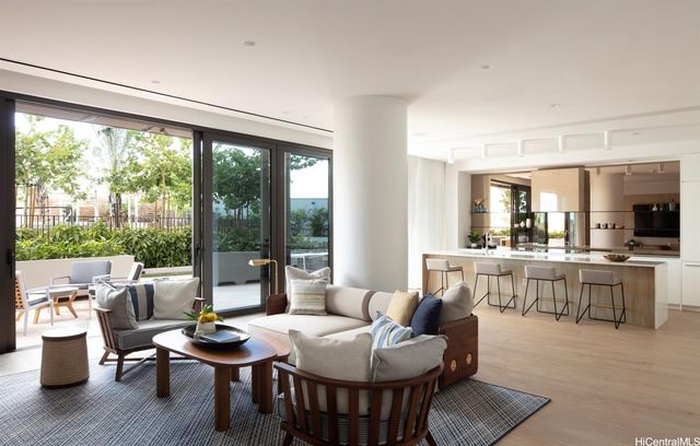 987 Queen Street 1100, Honolulu, HI 96814