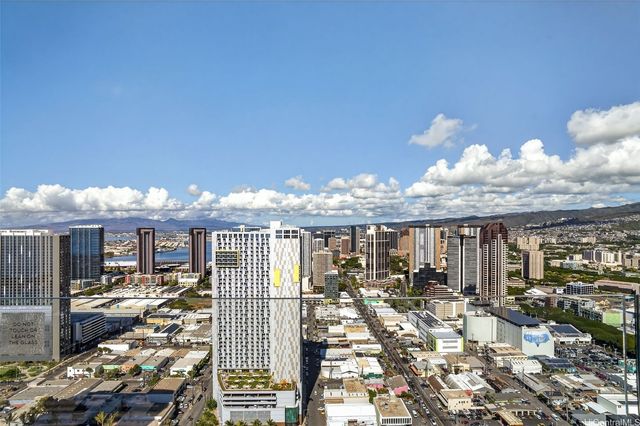 987 Queen Street 1100, Honolulu, HI 96814