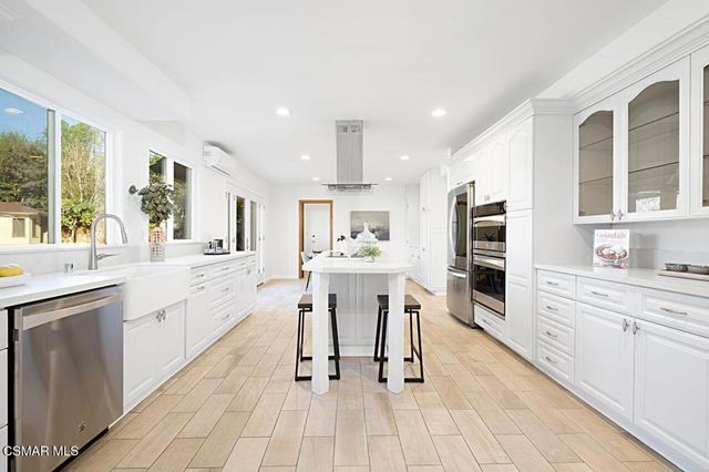 1811 El Monte Drive, Thousand Oaks, CA 91362