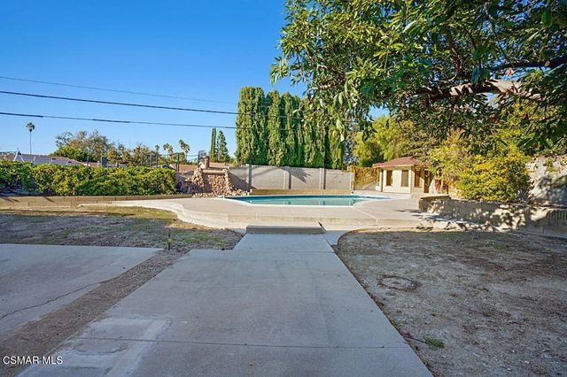 1811 El Monte Drive, Thousand Oaks, CA 91362