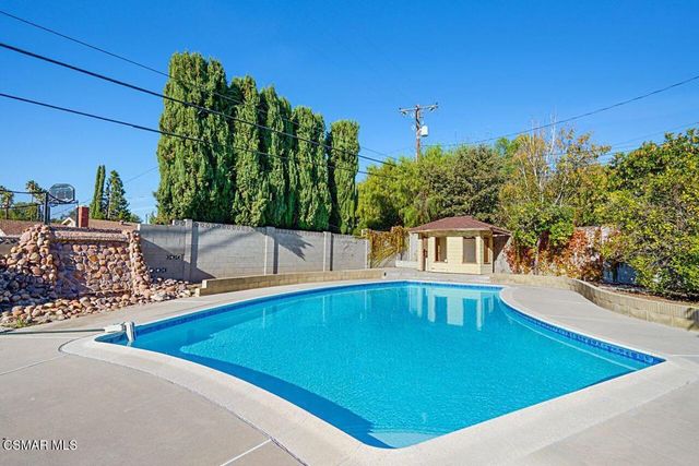 1811 El Monte Drive, Thousand Oaks, CA 91362