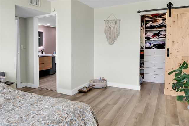 600 Parkview Dr 1029, Hallandale Beach, FL 33009