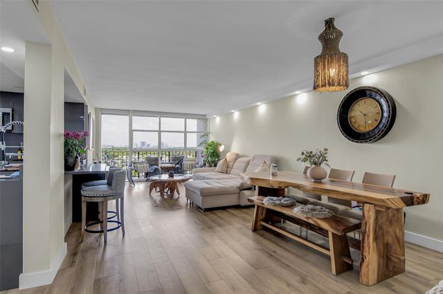 600 Parkview Dr 1029, Hallandale Beach, FL 33009