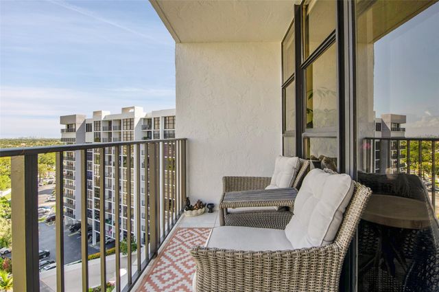 600 Parkview Dr 1029, Hallandale Beach, FL 33009