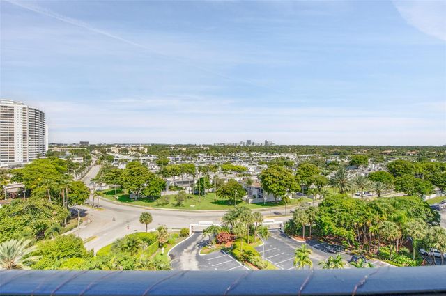 600 Parkview Dr 1029, Hallandale Beach, FL 33009