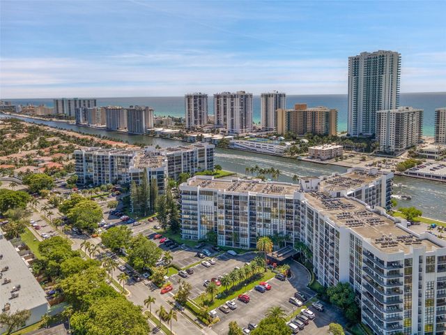 600 Parkview Dr 1029, Hallandale Beach, FL 33009