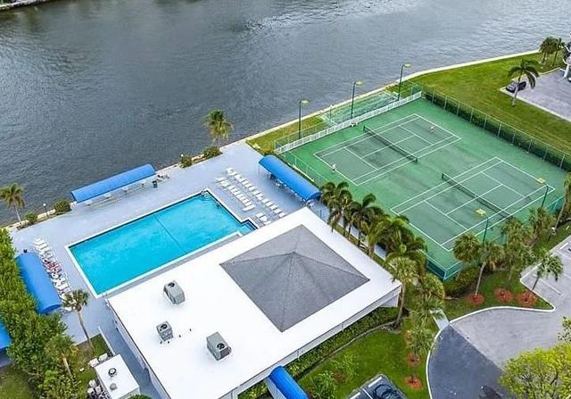 600 Parkview Dr 1029, Hallandale Beach, FL 33009