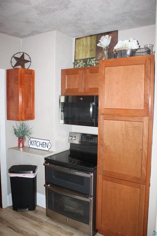 1731 E 8th St, Superior, WI 54880