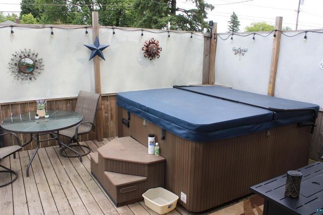 1731 E 8th St, Superior, WI 54880
