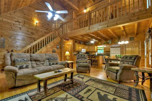 133 Muller Lane, Ellijay, GA 30540