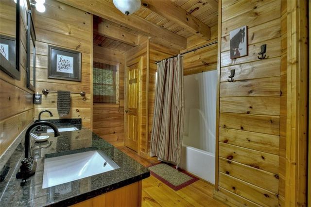 133 Muller Lane, Ellijay, GA 30540