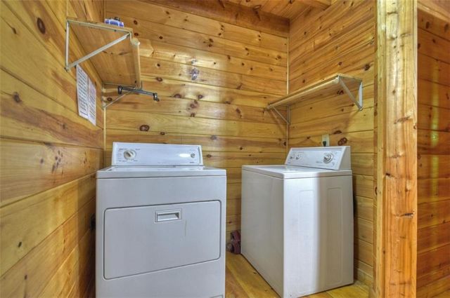 133 Muller Lane, Ellijay, GA 30540