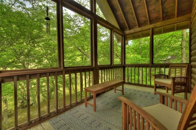 133 Muller Lane, Ellijay, GA 30540
