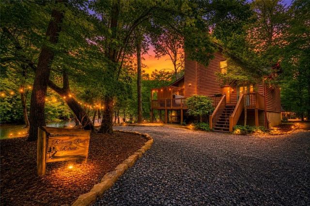 133 Muller Lane, Ellijay, GA 30540