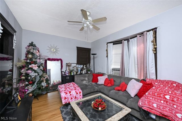 4132 Robert Avenue, Cleveland, OH 44109