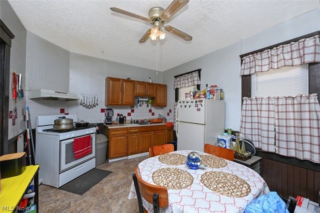 4132 Robert Avenue, Cleveland, OH 44109
