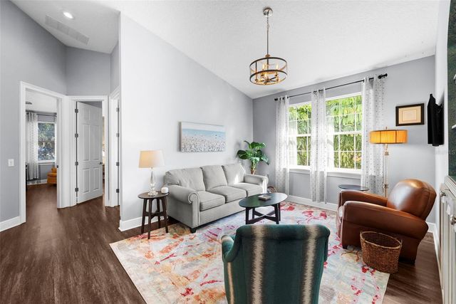 185 BANYAN BAY DRIVE, St Petersburg, FL 33705