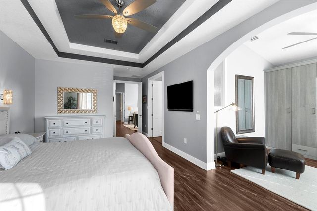 185 BANYAN BAY DRIVE, St Petersburg, FL 33705