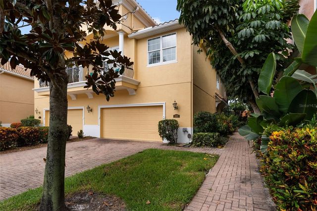 185 BANYAN BAY DRIVE, St Petersburg, FL 33705