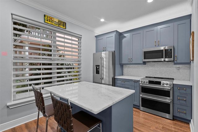 185 BANYAN BAY DRIVE, St Petersburg, FL 33705